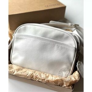 NIB Vintage Coach Small Camera Bag in White Leather - Style No. 4011